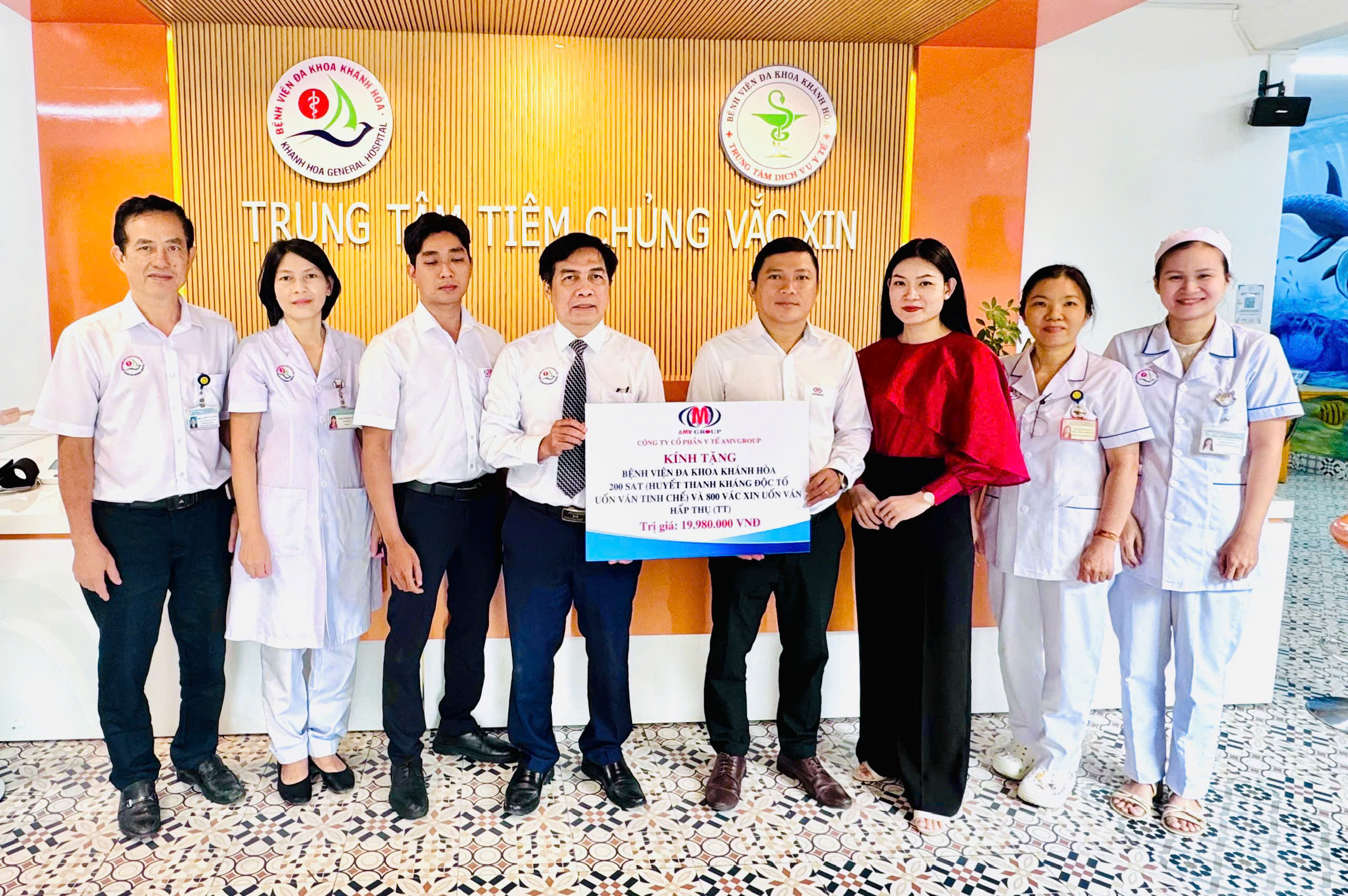 Khánh Hòa triển khai tiêm miễn phí vắc xin và huyết thanh phòng uốn ván cho người dân vùng lũ